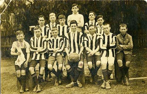 Weston Magpies Soccer Team, 1915
