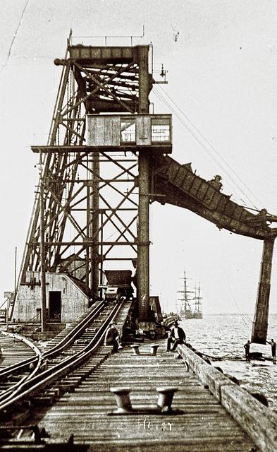 Mcmyler Hoist, Carrington Dyke, Newcastle, NSW, [1908-1916]