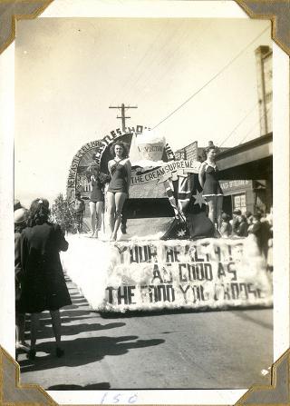 Parade featuring Victor ice cream during 150th Celebrations of 1797 European Discovery of Newcastle, 1947