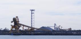 Coal loader, Koorangang, 2012